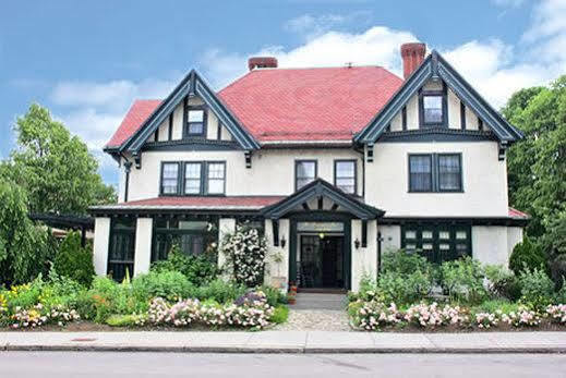 The Bertram Inn Brookline Dış mekan fotoğraf